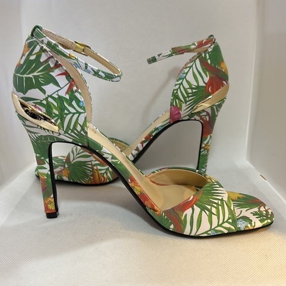 Guess Tropical Print Stiletto Heels with Ankle Strap Size 9.5M - NWOT - Picture 4 of 10